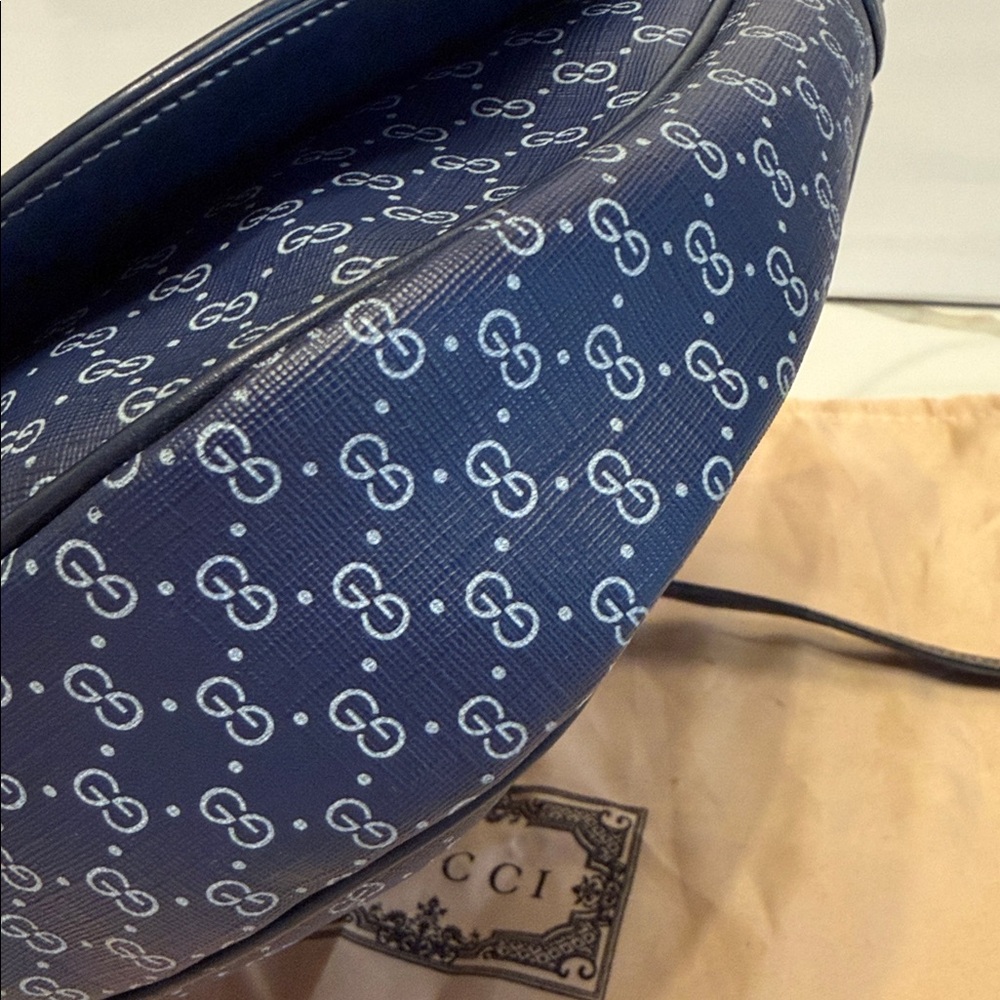 Vintage Gucci Navy Blue Crossbody Bag - Picture 7 of 12